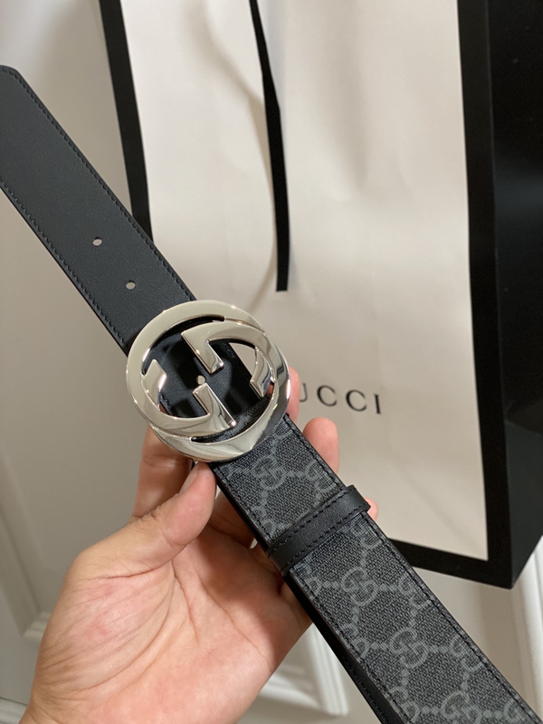 スーパーコピーグッチベルト角部分ディテール